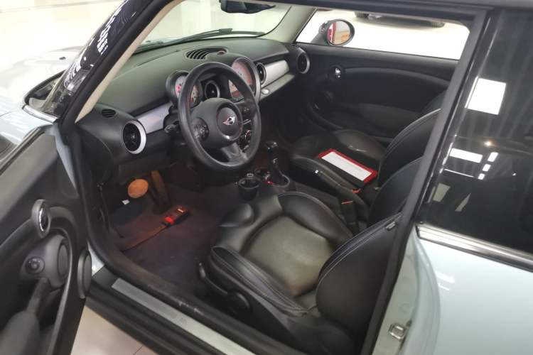 Used  Clubman 2011 1.6L COOPER Fun