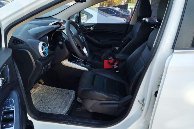 Used BYD Yuan New Energy 2019 EV360 Smart Connect Leading Model