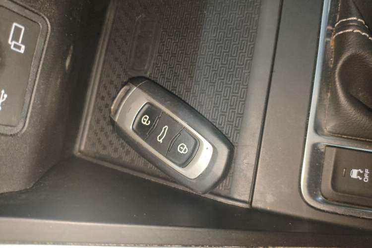 Used Geely Auto Vision X3 2020 1.5L CVT Luxury Model
