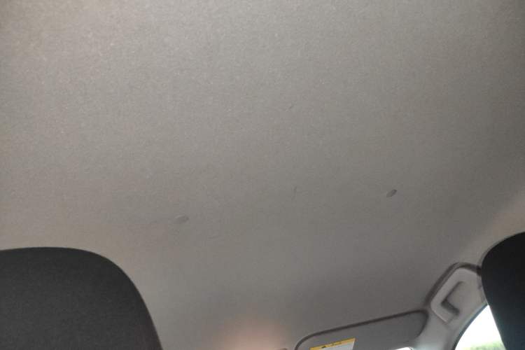 Used Toyota YARiS L 2019 1.5E CVT Dynamic Edition China VI compliant
