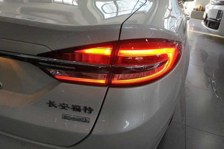 Used Ford Mondeo 2018 EcoBoost 180 Fashion Edition
