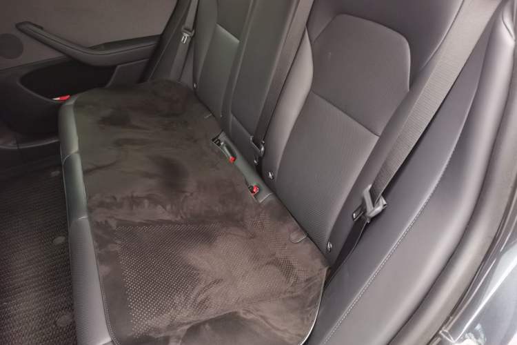 Used Tesla Model 3 2023 Rear-Wheel-Drive Version
