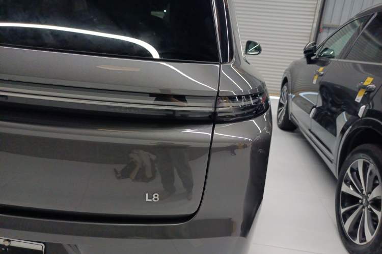 Used Li Auto L8 2023 Pro Model