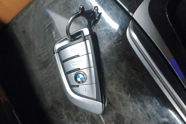 Used BMW 5 Series 2019 530Li xDrive M Sport Package
