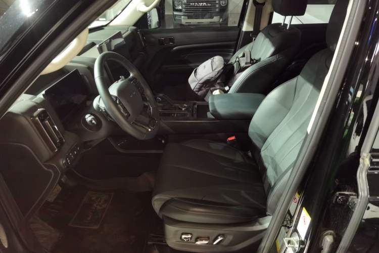 Used Haval H9 2024 2.4T Diesel 4x4 Territory Edition
