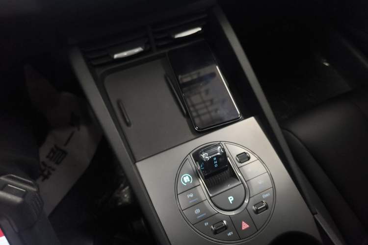 Used BYD Seal 06 New Energy 2025 DM-i Smart Drive 80KM Luxury Model
