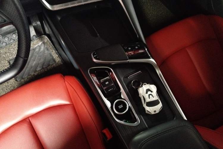 Used Changan UNI-T 2020 1.5T Prestige Version
