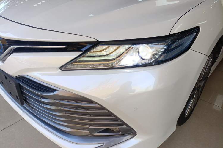 Used Toyota Camry 2018 Dual-Engine 2.5 HG Luxury Edition
