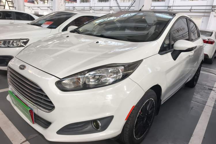 Used Ford Fiesta 2013 Hatchback 1.5L Manual Fashion Edition