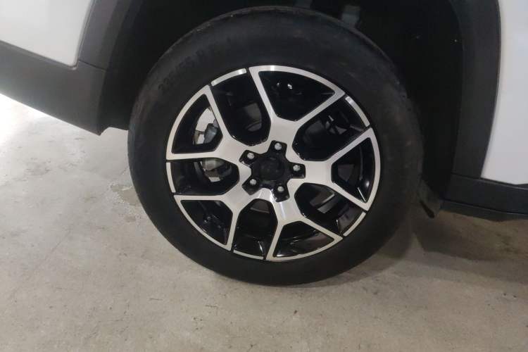 Used  Grand Commander 2022 2.0T Two-Wheel Drive Elite Version
