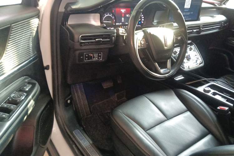 Used Lincoln Corsair 2021 2.0T Two-Wheel Drive Deluxe Edition