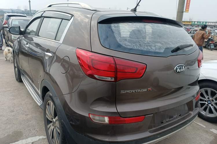 Used Kia Sportage R 2015 2.0L Automatic Two-Wheel Drive DLX Model