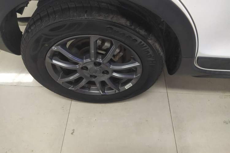 Used Geely Auto Vision X3 2021 PRO 1.5L CVT Deluxe Model
