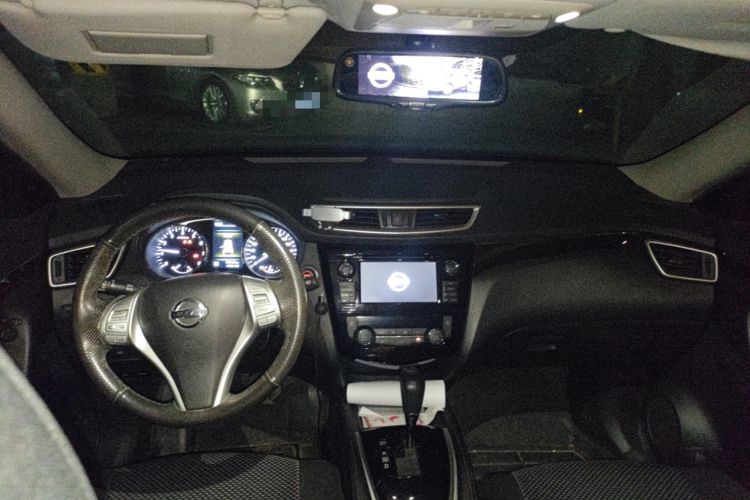 Used Nissan X-Trail 2014 2.5L CVT Ultimate Edition 4WD
