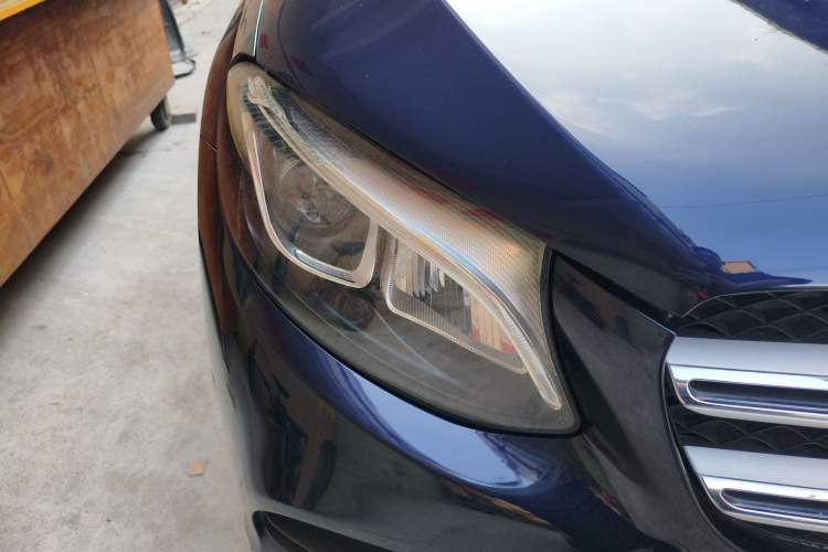 Used Mercedes-Benz GLC 2017 GLC 260 4MATIC Luxury Model
