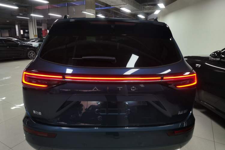 Used Hima AITO M7 2024 1.5T Intelligent Drive Rear-Drive Ultra Version 5 Seats
