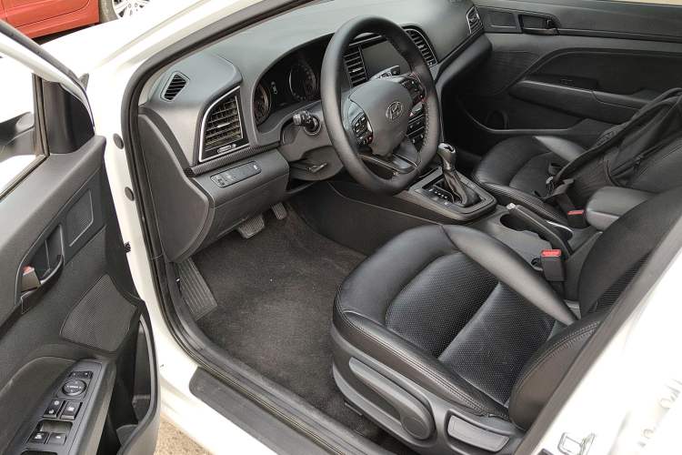 Used Hyundai Elantra 2018 1.4T Dual-Clutch Xuan Dong · Dynamic Edition
