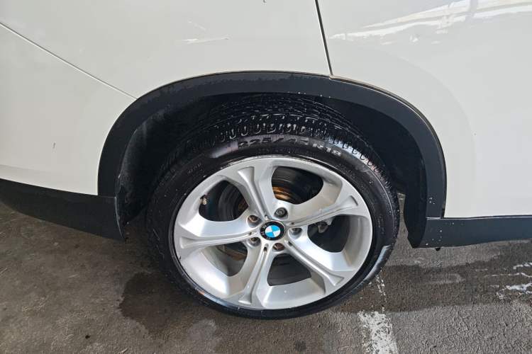 Used BMW X1 2014 sDrive18i Leading Model
