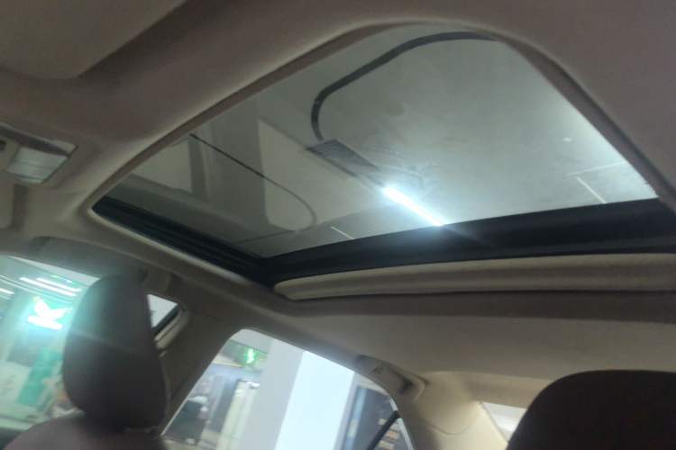 Used Toyota Camry 2015 2.0E Elite Edition
