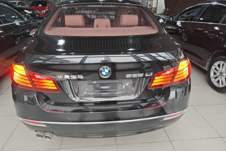 Used BMW 5 Series 2014 525Li Luxury Design Package
