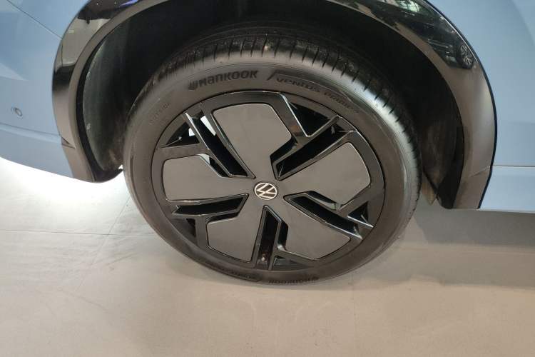 TDK.VehicleDetails.img