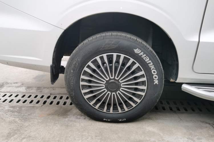 Used Wuling Hongguang V 2022 1.5L Jingqu Edition Electric-Assist LAR
