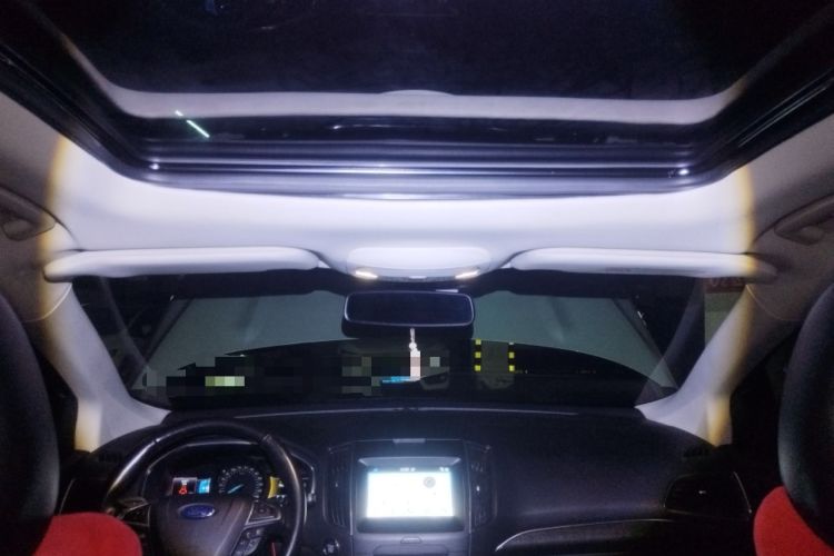 Used Ford Edge 2016 EcoBoost 245 Two-Wheel-Drive Titanium 7-Seater