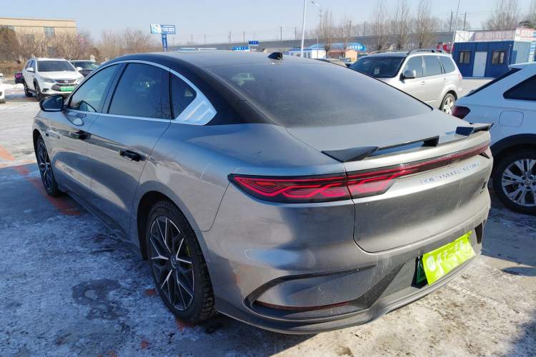 Used BYD Han 2024 EV Glory Edition 610 km All-Wheel Drive "Tian Shen Zhi Jia" Intelligent Driving Model