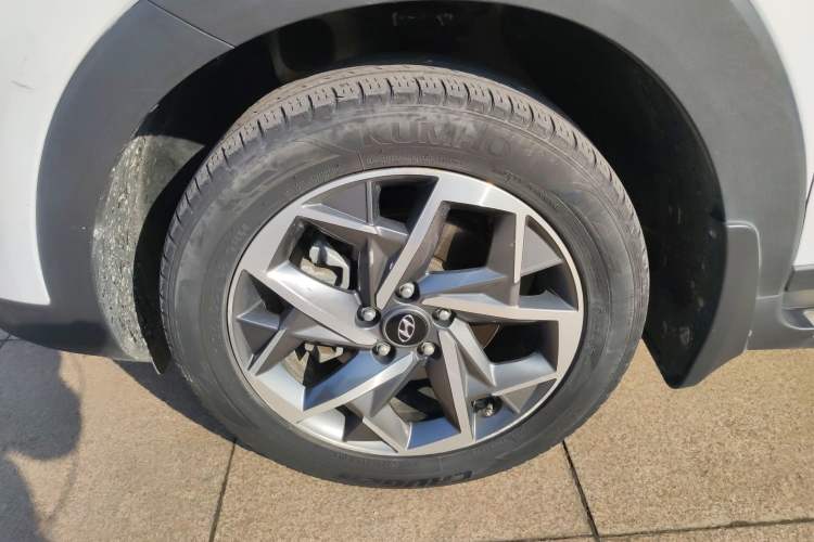 Used Hyundai Tucson 2019 280TGDi Dual-Clutch Two-Wheel Drive Fashion Edition China VI Standard
