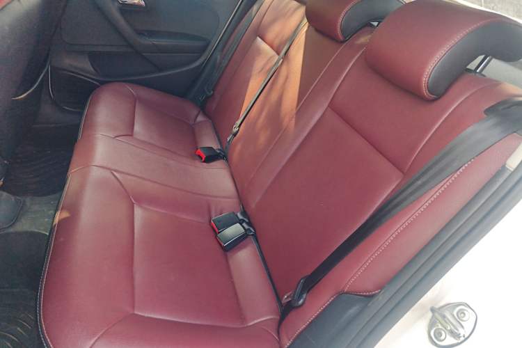 Used Volkswagen Polo 2016 1.4L Manual Fashion Model
