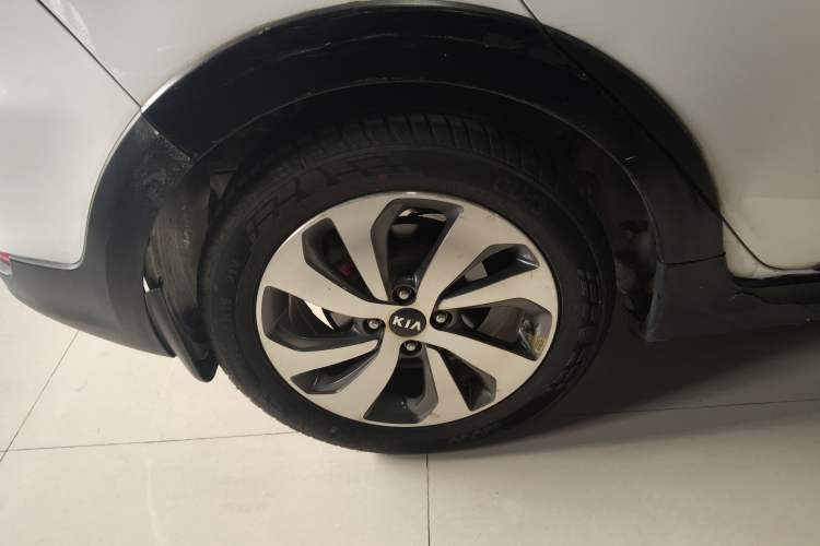 Used Kia KX Cross 2017 1.4L AT GLS
