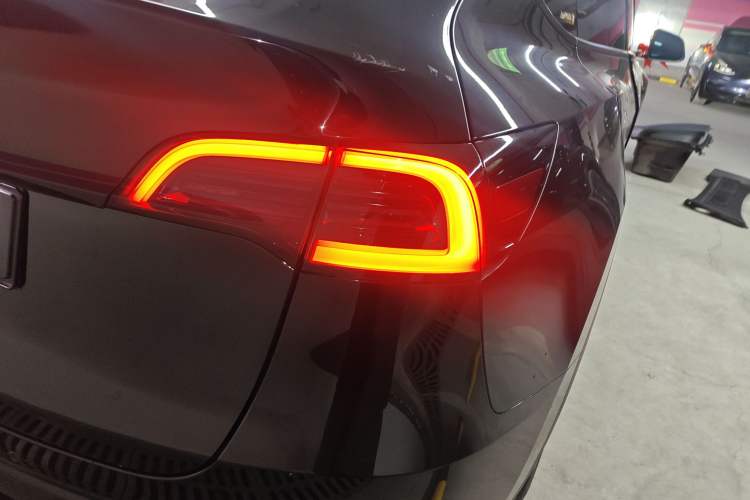 Used Tesla Model Y 2022 Rear-Wheel-Drive Version
