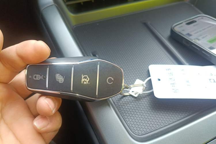 Used BYD Qin PLUS 2025 DM-i Smart Drive 55KM Leading Model
