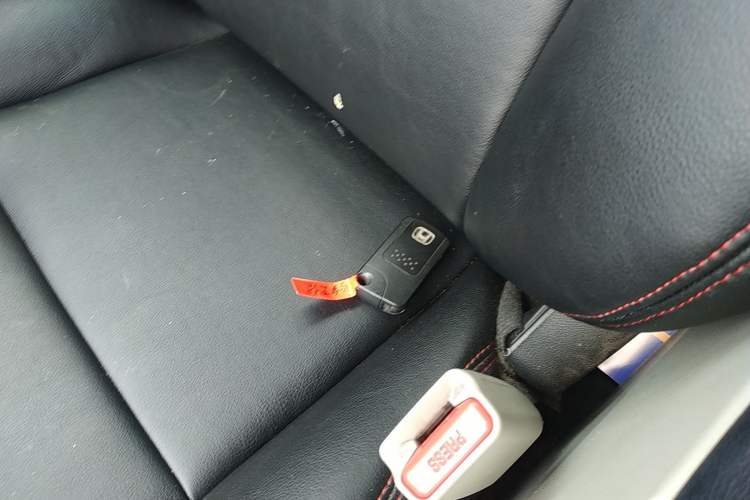 Used Honda Civic 2014 1.8L automatic comfort version