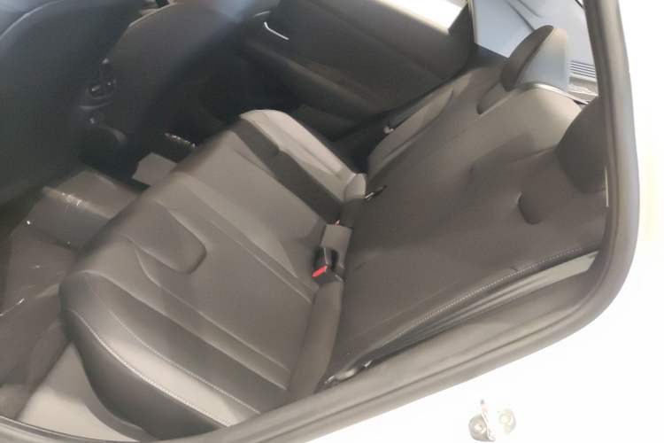 Used Hyundai Elantra 2023 1.5L CVT GLX Elite Edition
