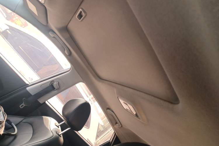 Used Hyundai ix35 2015 2.0L Automatic 2WD Smart Version China V Standard
