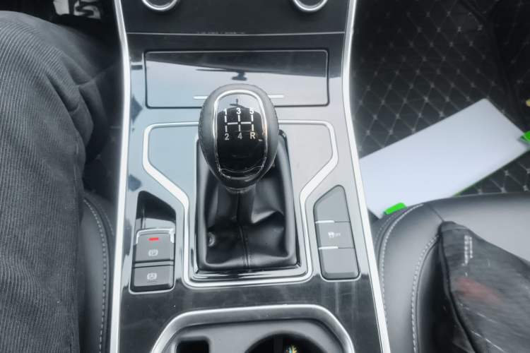 Used Chery Arrizo GX 2019 1.5T Manual New Dynamic Color Version China VI Standard