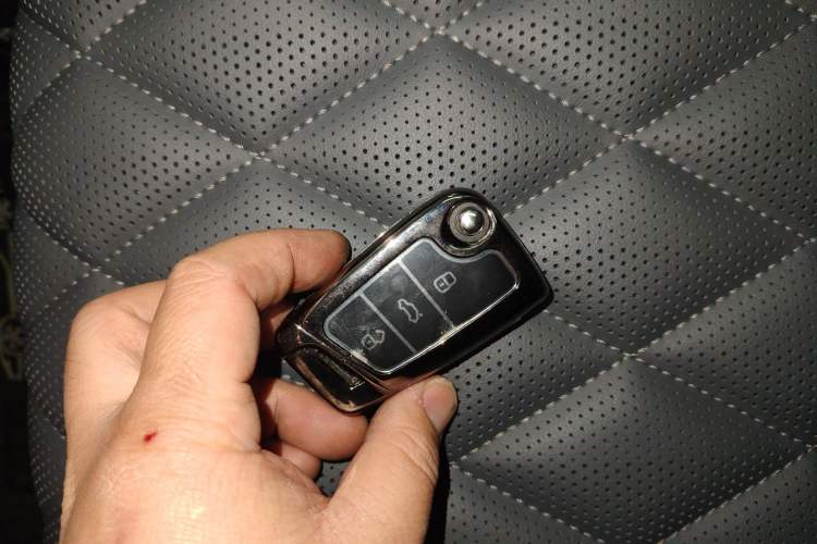 Used Volkswagen Sagitar 2025 Revised Version Three 300TSI DSG Excellence Edition
