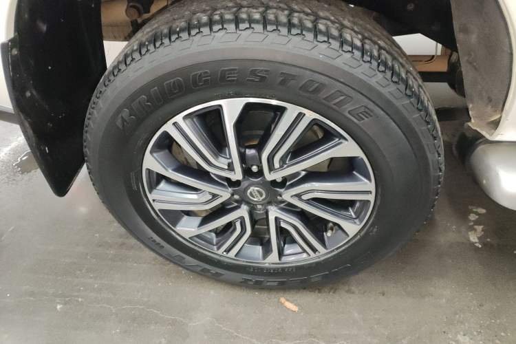 Used Nissan Terra 2018 2.5L Automatic 4x4 Flagship Edition