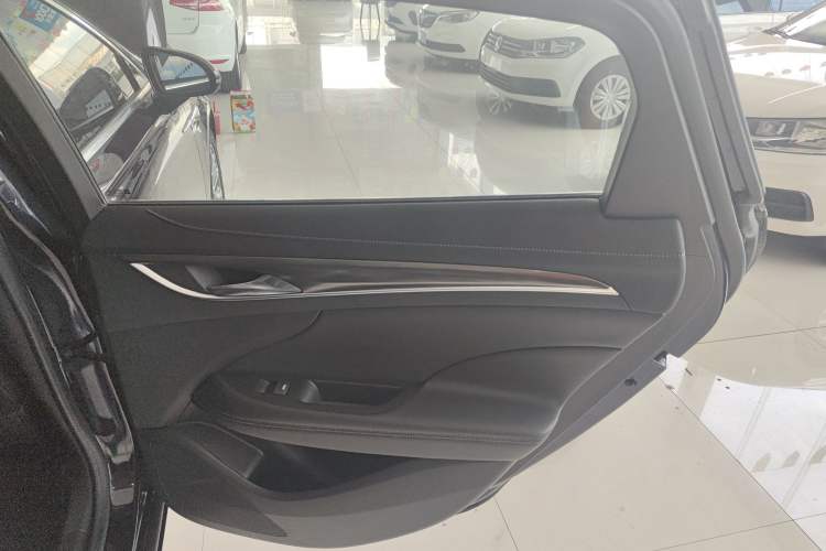 Used Buick LaCrosse 2019 28T Luxury Model
