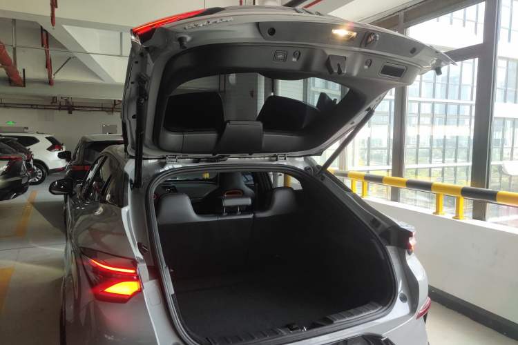 Used Changan UNI-T 2022 1.5T Sport Edition Flagship Version
