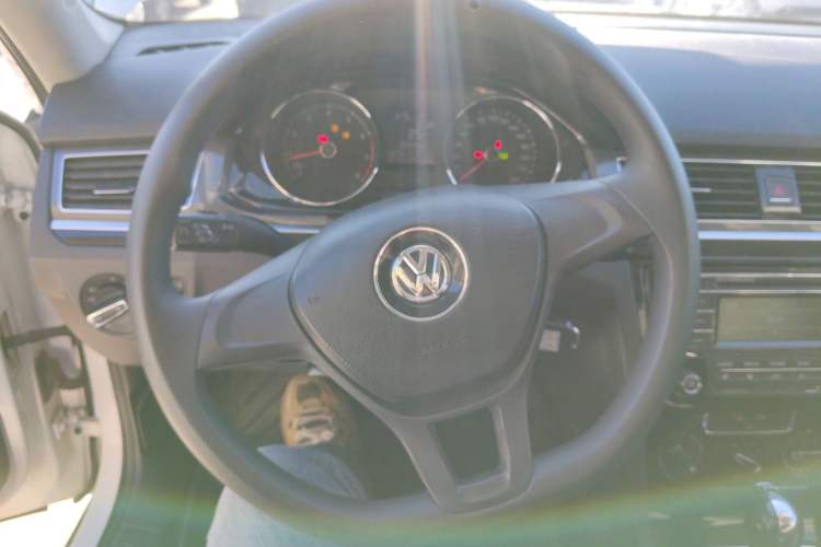 Used Volkswagen C-TREK 2017 230TSI DSG Comfort Version