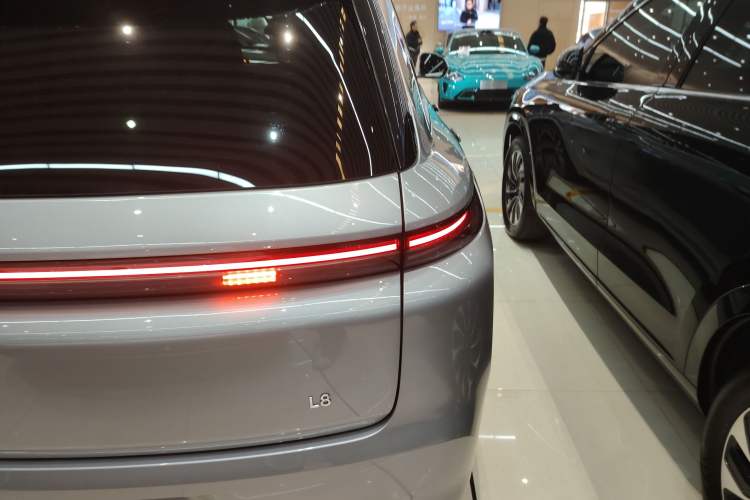 Used Li Auto L8 2023 Pro Model