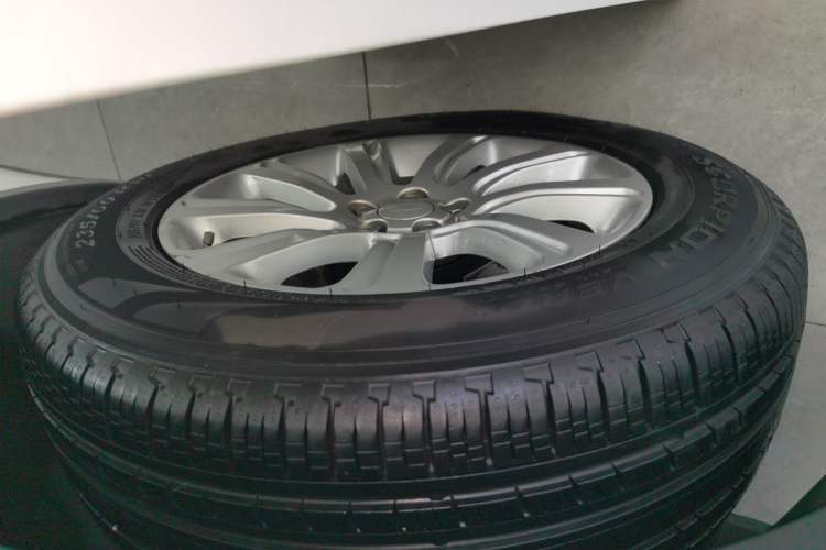 Used Land Rover Discovery Sport 2019 240 PS SE Version China VI Standard