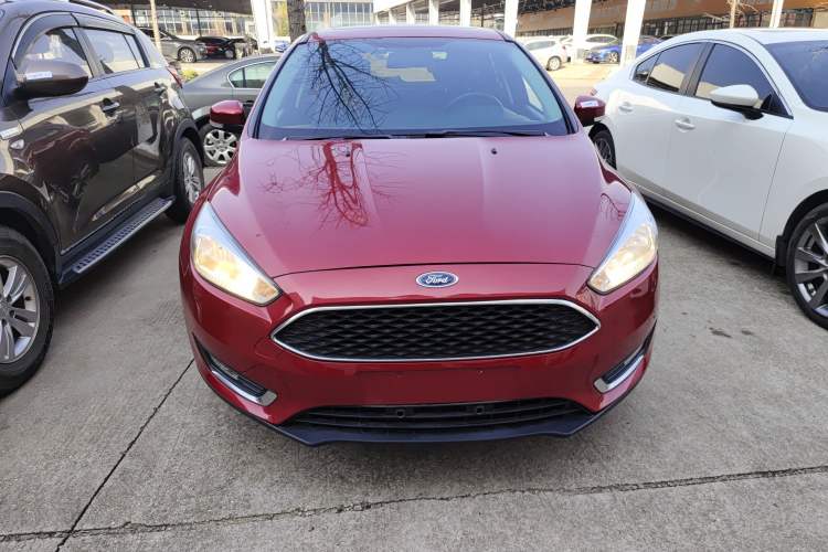 Used Ford Focus 2017 Hatchback 1.6L Automatic Fashion Edition Smart Drive Version