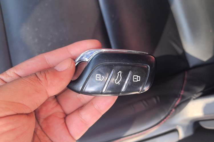 Used MG 5 2021 Revised Version 180 DVVT CVT Youth Luxury Edition
