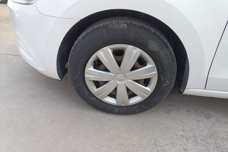 Used Volkswagen Jetta 2015 Zhuihui Edition 1.4L Manual Fashion Model