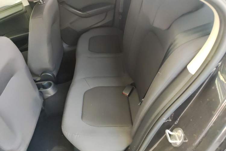 Used Volkswagen Santana 2015 1.6L Automatic Fashion Edition
