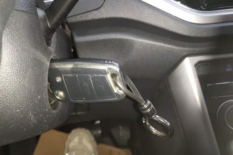 Used Volkswagen T-ROC 2019 230TSI DSG Two-Wheel Drive Advanced Version China V Standard
