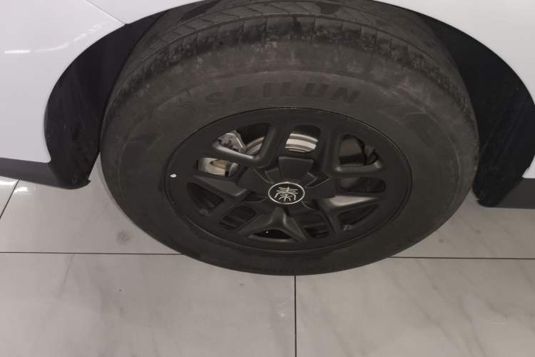 Used BYD Qin PLUS 2025 DM-i Smart Drive 55KM Leading Model